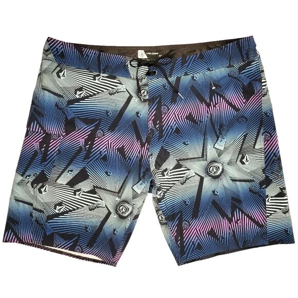 Volcomm Men's Manic Boardshorts | Size 42 Waist | *New without tag - Picture 2 of 6